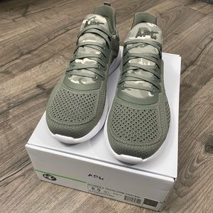 NWT APL TechLoom Tracer Fatigue/Camo - size 8.5